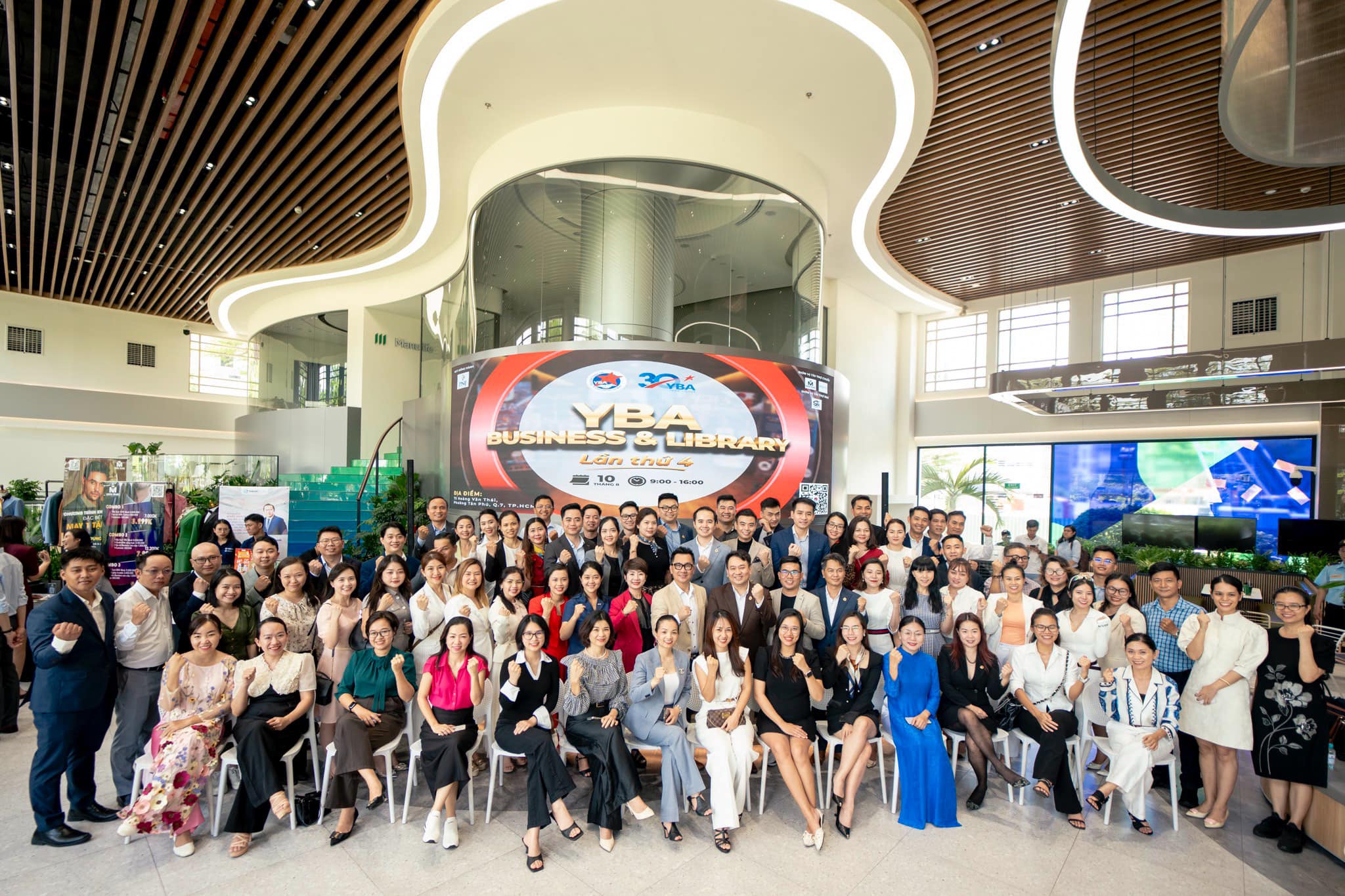 Celebrating its 30th anniversary, YBA Ho Chi Minh City kicked off its series of events with the 4th Business & Library program, attracting nearly 200 entrepreneurs and featuring 14 exhibition booths