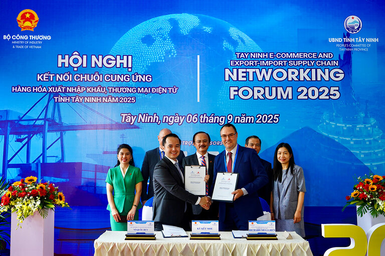 05-port-of-gothenburg Khu liên hợp dịch vụ cảng biển