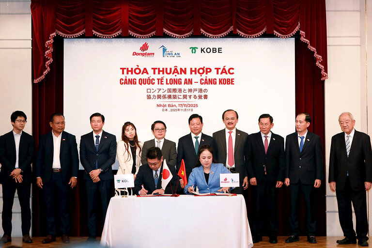 07-port-of-kobe Khu liên hợp dịch vụ cảng biển